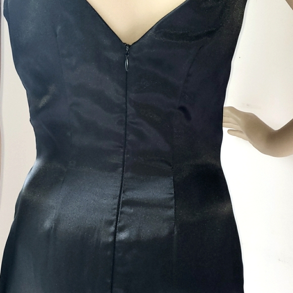 Little Black Dress satin simple elegance sz 6 - Picture 5 of 6